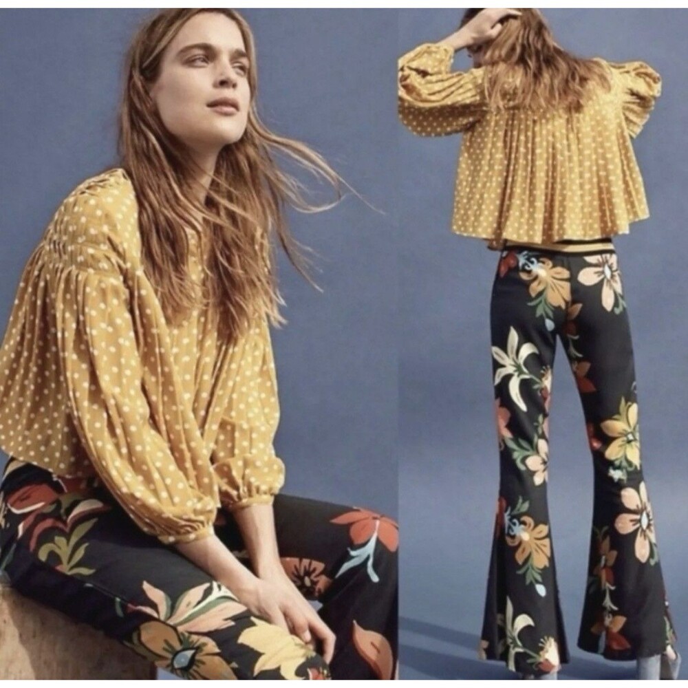 Farm Rio Calla Flare Retro Floral Pants Size Medium Bold Funky Artsy Statement